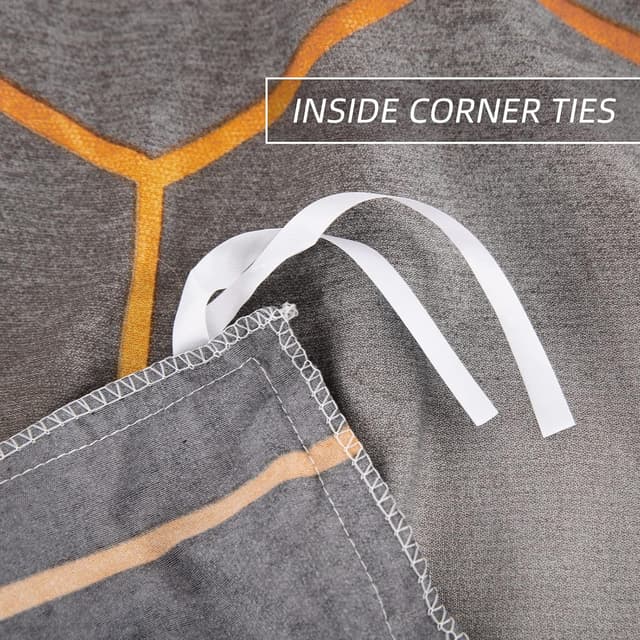 Detalle de DJY Geometric Diamond duvet cover set in soft microfiber (Golden stripes, reversible) – Double