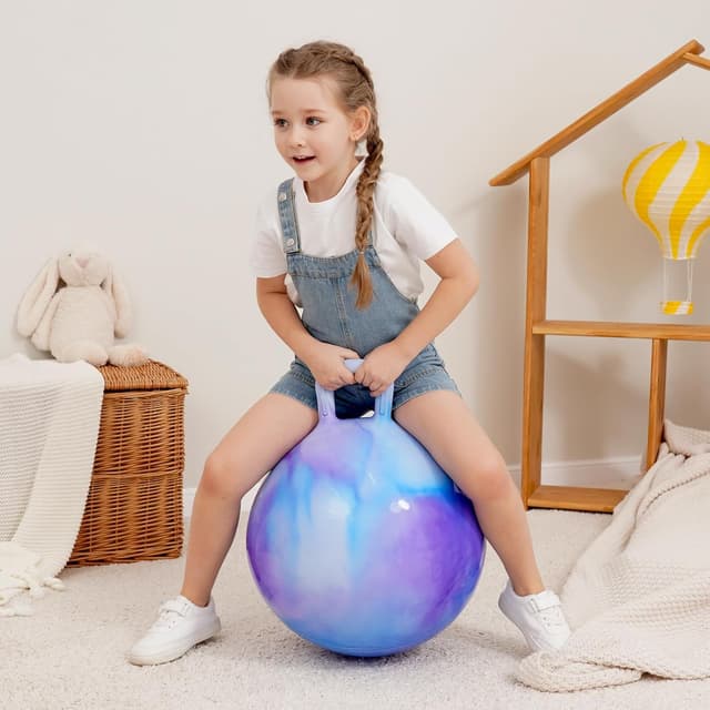 Detalle 2 de INPODAK Space Hopper for Kids (20-inch) with Handle – jumping ball for ages 5 to 9