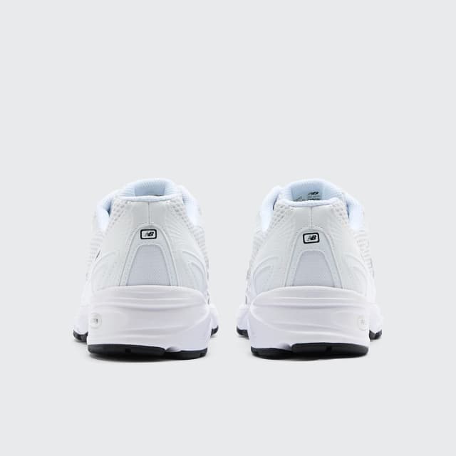 Detalle de New Balance 740 unisex casual: zapatilla retro con amortiguación ABZORB