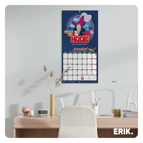 Detalle 2 de Grupo Erik Calendario 2026 pared Disney Clásicos 30x30 cm 🗓