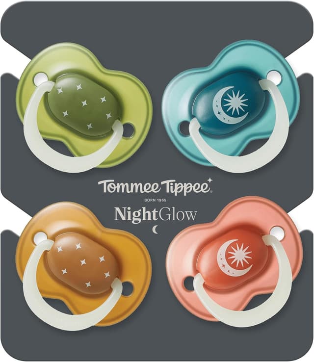Detalle 2 de Tommee Tippee NightGlow Dummy (18-36 Months) – 4 Pack, Glow in The Dark