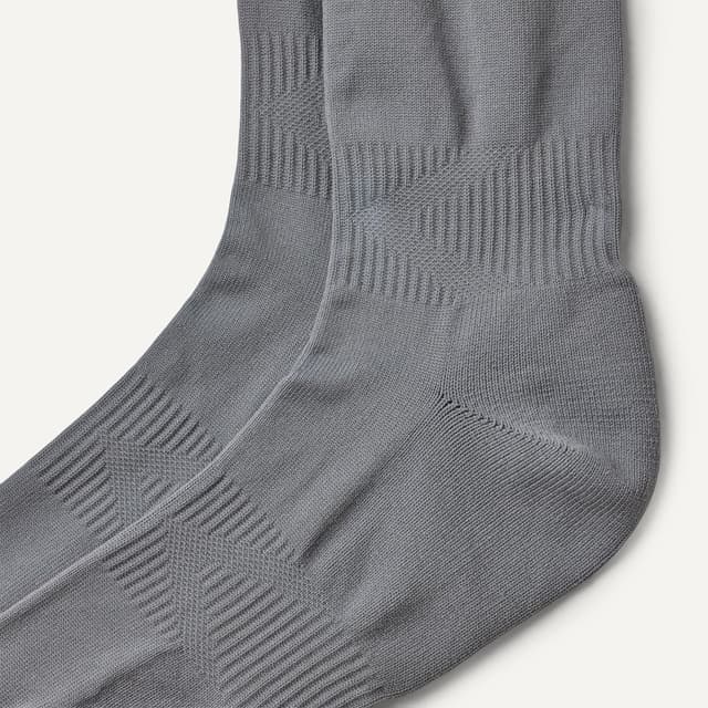 Thumbnail 3 de Amazon Essentials Men's Soccer Socks, 3 Pairs