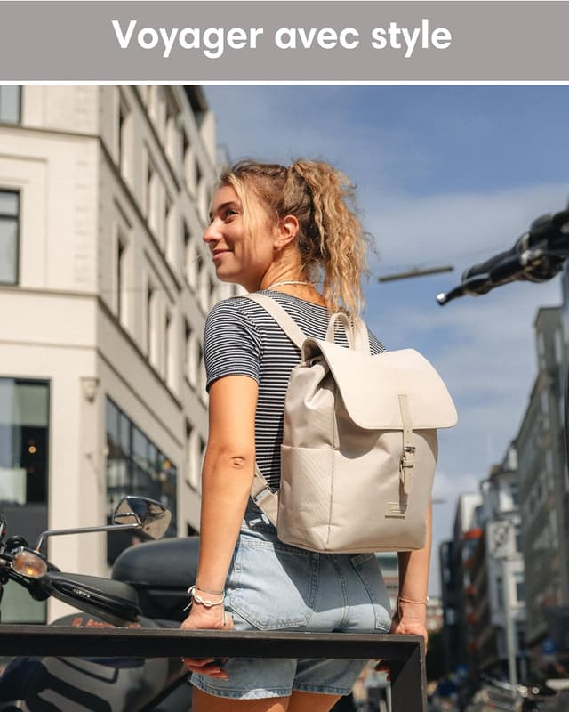 Detalle de LARKSON Sac à Dos Femme Petit Ida – sac compact pour l’université, la ville et avec compartiment ordinateur 13 pouces, hydfuge