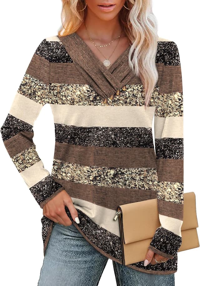 Detalle 2 de WIHOLL Long Sleeve V‑Neck Button Tunic Top