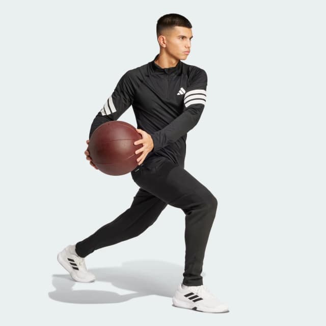 Detalle de adidas Camiseta Icon 1/4-Zip de 3 bandas en negro