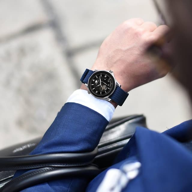 Detalle 2 de BISONSTRAP Nylon Uhrenarmband für Herren (18/20/22 mm) mit Edelstahl-Schnalle und Federstegen