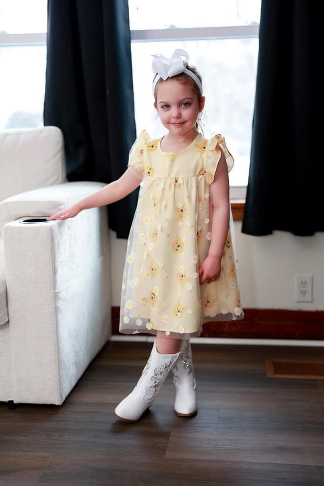 Detalle de Disney Winnie the Pooh Toddler Girl Dress with Tulle Skirt, Ruffle Sleeves & Soft Mesh Fabric