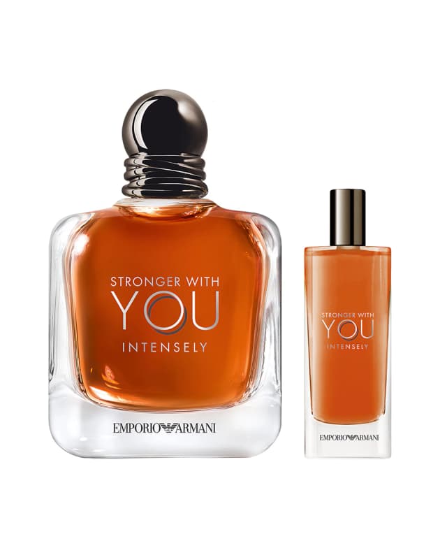 Detalle de Giorgio Armani Intensely Emporio Estuche regalo