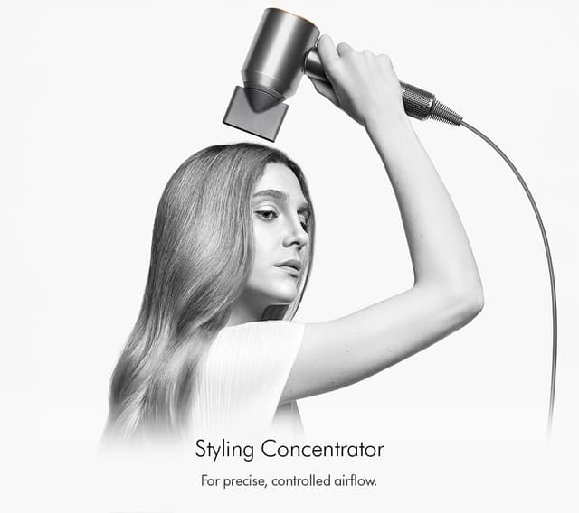 Detalle de Dyson Supersonic™ Hair Dryer for protecting natural shine