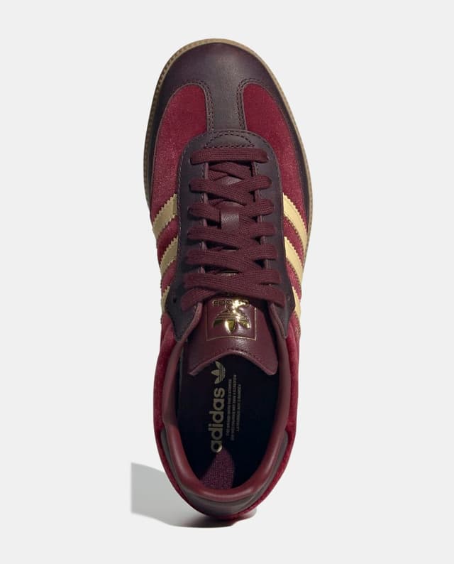 Detalle de adidas Samba para mujer: un clásico de adidas para el día a día