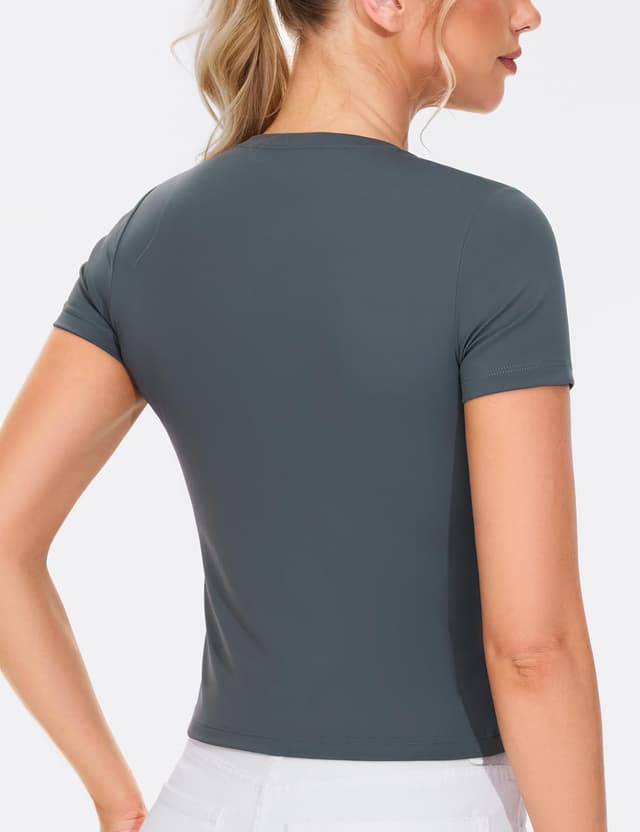 Detalle 2 de THE GYM PEOPLE Haut d’entraînement femme à manches courtes – coupe ajustée respirante pour yoga, course et fitness