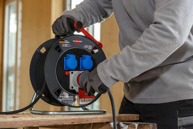 Thumbnail 6 de Brennenstuhl Garant Avvolgicavo CEE 1 V2 IP44 30 m