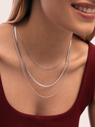 Detalle 2 de SINGULARU Collar Maat de acero inoxidable para mujer (diseño en capas)