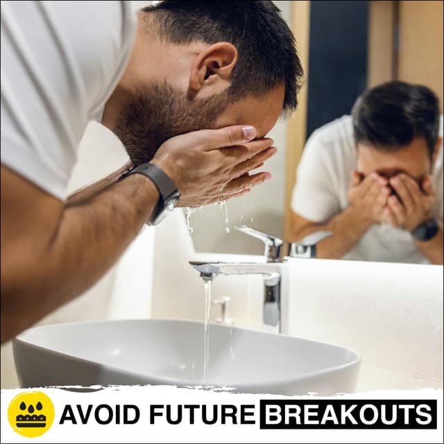 Detalle de Lumin Smooth Operator Detox Men’s Skincare Kit (Charcoal Face Wash + Scrub + Moisturizer)