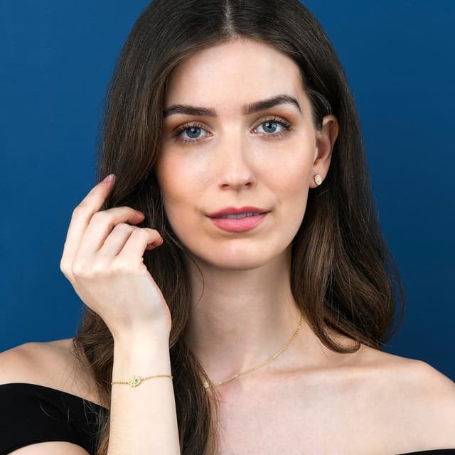 Detalle de Diamond Treats bracelet main de Fatma en argent 925 pour femme (khamsa) serti de pierres en zirconia