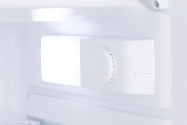 Detalle 1 de Veripart VPTTKV55EW Kühlschrank mit 14 L Gefrierfach