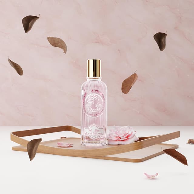 Detalle de Jeanne en Provence Eau de Parfum boisé et floral pour femme « Un matin dans la roseraie » – Picante, flacon 60 ml