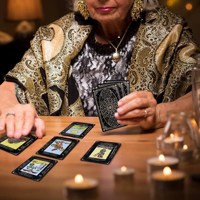 Detalle 2 de Fofeadm Keyword Tarot Deck (78 Cards) with Guidebook & Linen Carry Bag