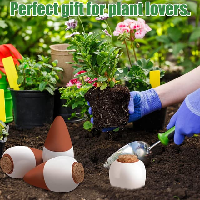 Detalle de Terracotta Watering Spikes 4 Pack Ollas Self Watering Globes – slow release planter insert for indoor & outdoor plants