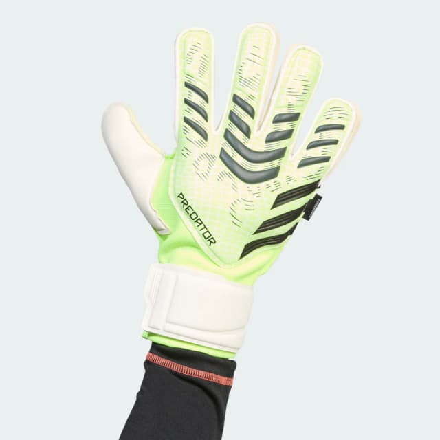Imagen de Adidas Predator Match Fingersave guantes de portero 🧤 en OfertitasTOP