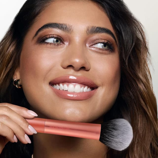 Thumbnail 5 de Real Techniques Ultra Plush Puderpinsel 1 Stück