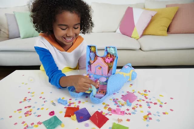 Detalle 2 de Polly Pocket Grand Coffret Lama Surprises Soirée Pyjama