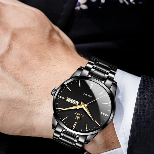 Detalle 2 de OLEVS Skelettuhr Quarz Rennwagenrad – Herrenarmbanduhr im Casual-Sport-Look