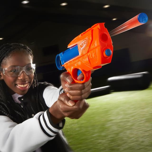 Detalle de Nerf N Series Ward blaster Hasbro con 2 dardi N1 (blu e arancione) per bambini da 8 anni