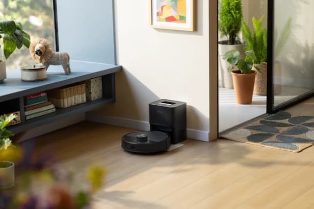 Detalle 2 de Roborock Q7 TF+ Black mit 10.000 Pa Saugleistung