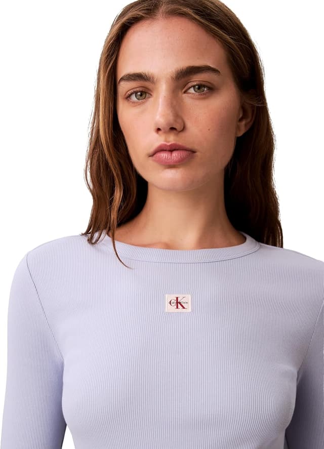 Detalle de Calvin Klein LS Woven Label 2x2 Rib Crew Top da donna
