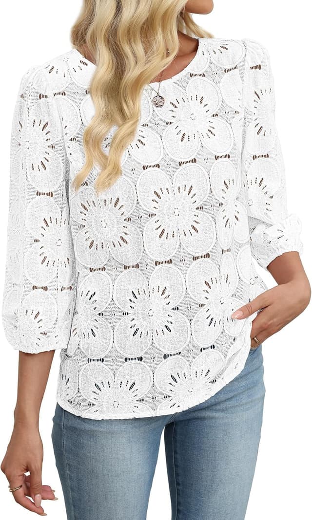 Detalle de Women’s eyelet lace blouse 3/4 sleeves