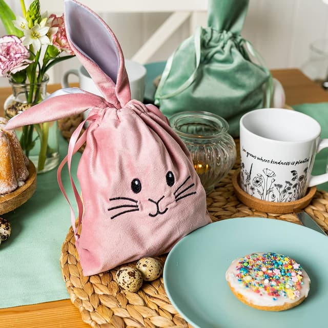 Detalle 1 de Papierdrachen 3 Samt Säckchen Osterhasen