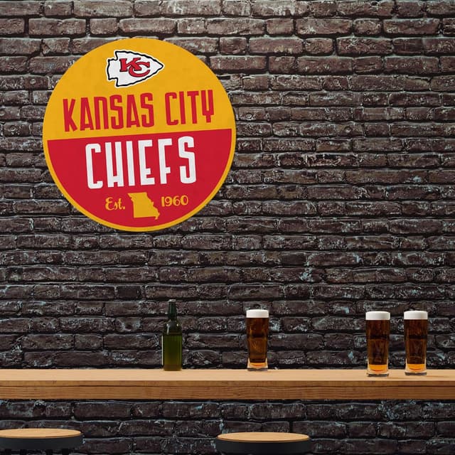 Detalle 2 de Rico Industries NFL Football Classic Shape Cut Felt Pennant