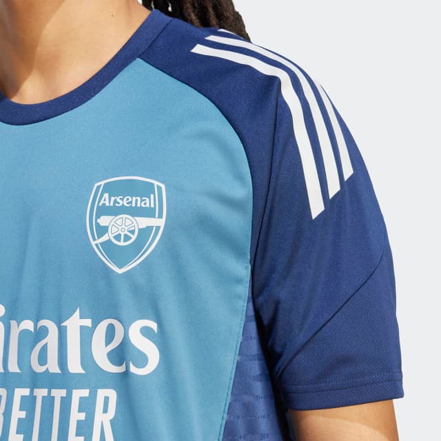 Detalle 1 de adidas Arsenal FC 2025-2026 camiseta hombre