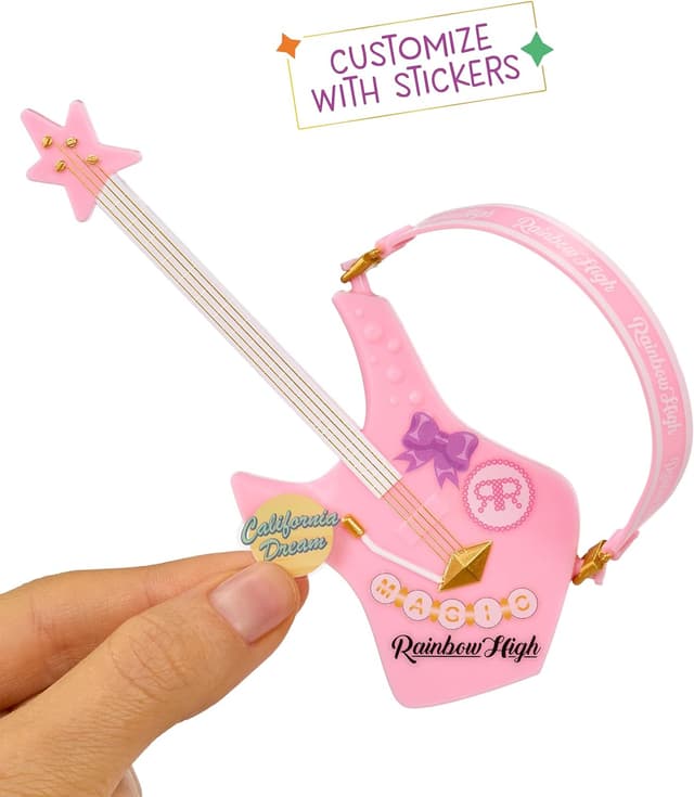 Detalle de Rainbow High Junior High Rock Band – Bella (Pink) Modepuppe mit Bassgitarre, 23 cm