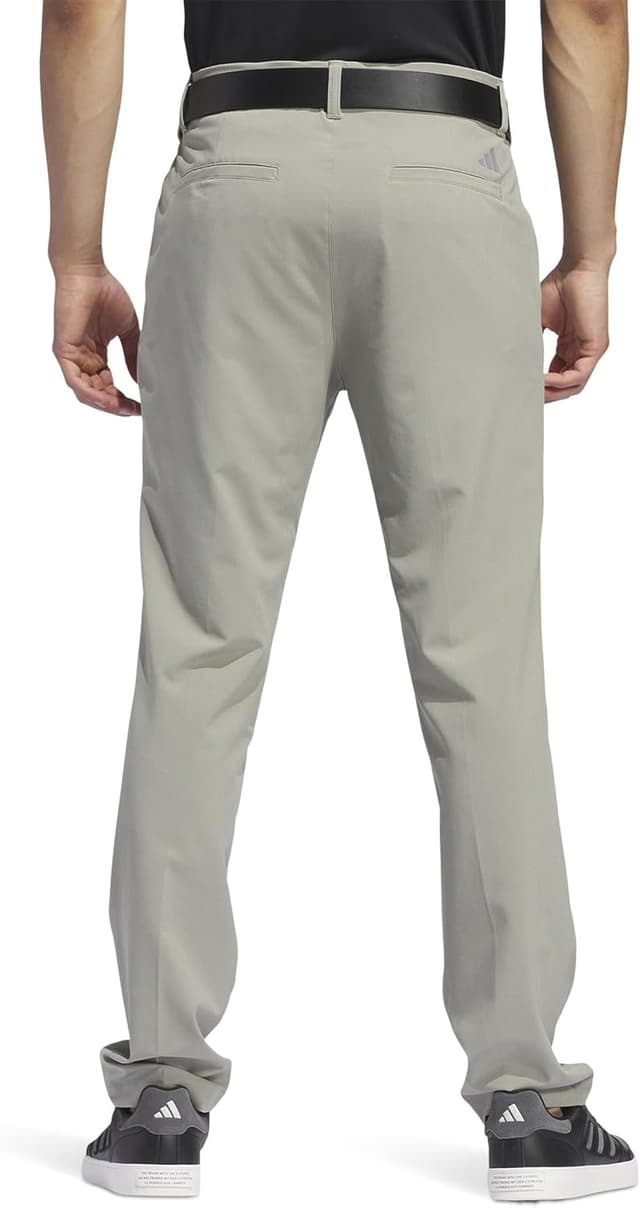 Detalle 2 de adidas Men’s Ultimate365 Tapered Golf Pants for Everyday Comfort