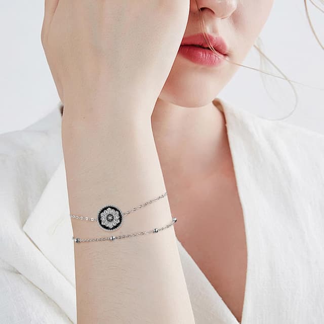 Detalle de J.MUEN Bracelet femme en argent sterling 925 avec motif fleur de lotus, réglable (17 cm + 4)