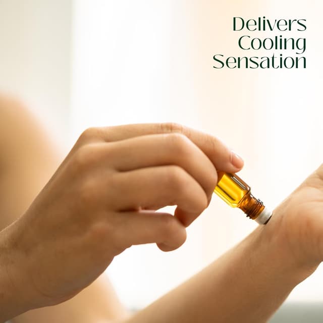 Detalle de Peppermint Essential Oil (Mentha Piperita) 4 oz with Glass Bottle, Dropper, Sprayer, and User Guide E-Book