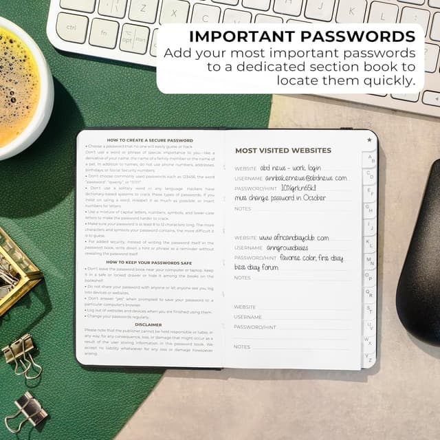 Detalle de Clever Fox Password Book 8.9x14.2cm