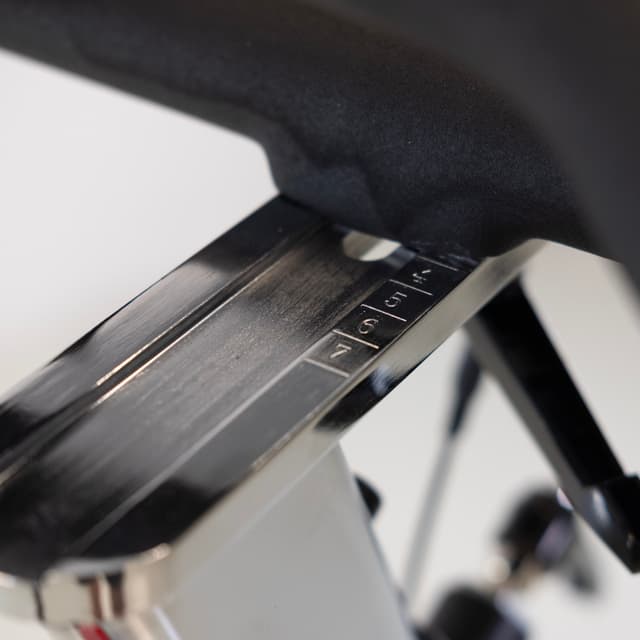 Thumbnail 5 de BH Fitness H9177 NYTRO, bicicleta indoor con envío gratis 🚴