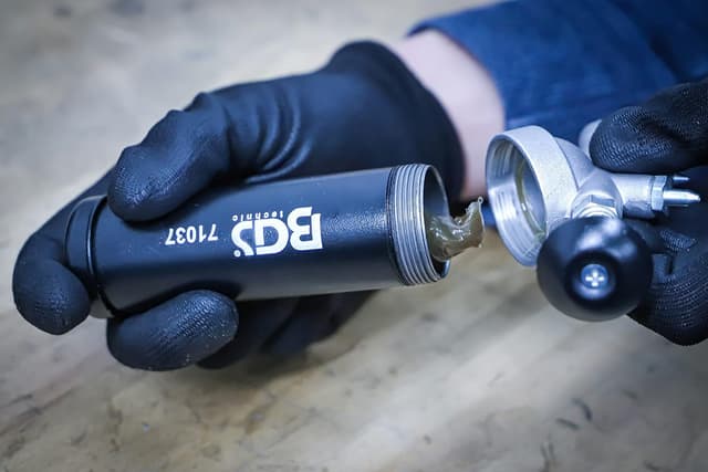 Detalle de BGS 71037 mini pompe à graisse 69 bar