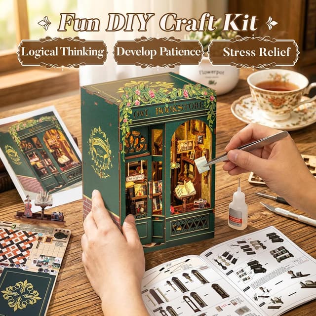 Detalle 2 de CUTEBEE Owl Bookstore Book Nook Kit with LED