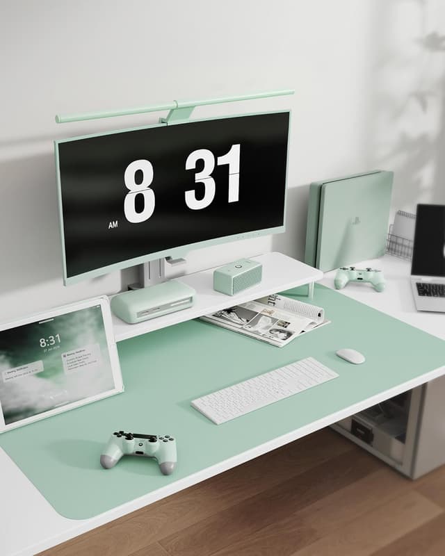 Detalle 2 de MOLMO Non-Slip Desk Mat (Light Green) – Waterproof desk pad, large leather-style mouse mat for office & home, 60 x 35 cm