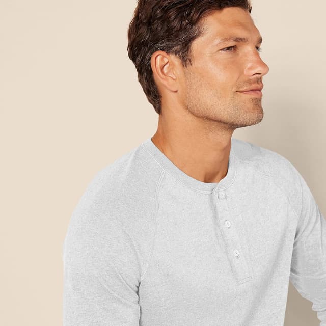 Detalle de Amazon Essentials Henley Shirt Long Sleeve