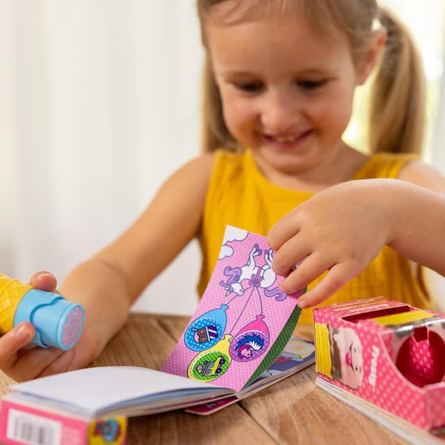 Detalle de Melissa & Doug Sticker Wow Helados: Diversión con 500 Pegatinas 🍦