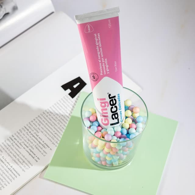 Detalle de LACER GINGILACER Duplo Zahnpasta mit Fluor (125 ml) – gegen Zahnfleischbluten