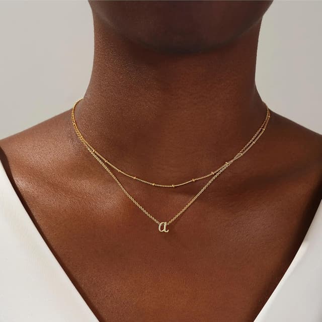 Detalle 2 de Collier double TINGN plaqué or 14K avec pendentif lettre A-Z — initiale personnalisée