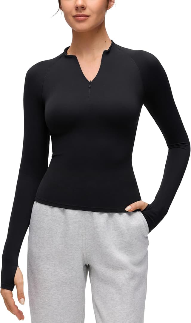 Detalle 2 de CRZ YOGA Softembrace quarter-zip long sleeve top with thumb holes