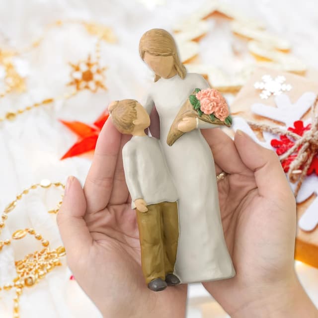 Thumbnail 2 de Faumsut Mother and Son Figurines Statue