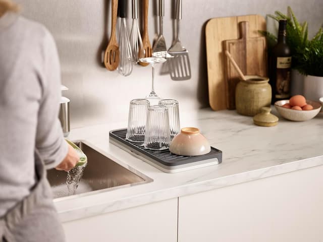 Thumbnail 5 de Joseph Joseph Tabla de Drenaje Extensible Tier 🧊 Gris